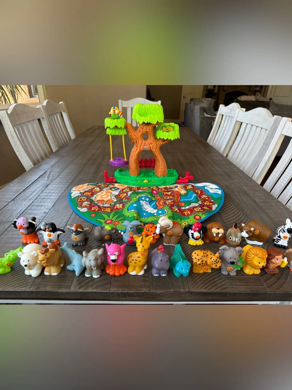 Fisher-Price Little People A To Z Learning Zoo Playset Treehouse Animal Figures